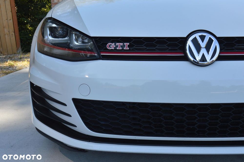 Volkswagen Golf GTI (BlueMotion Technology) DSG - 10