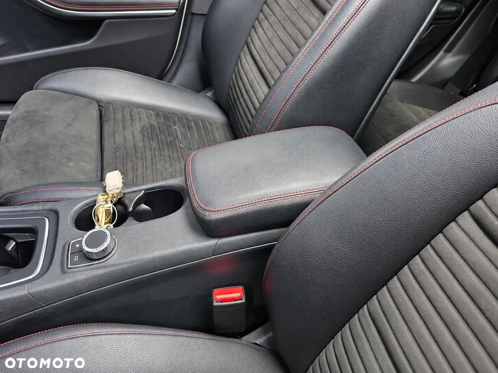 Mercedes-Benz CLA - 20