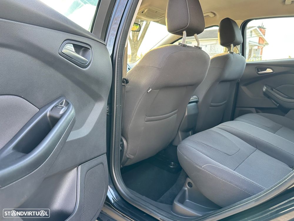 Ford Focus 1.6 TDCi DPF Trend - 19