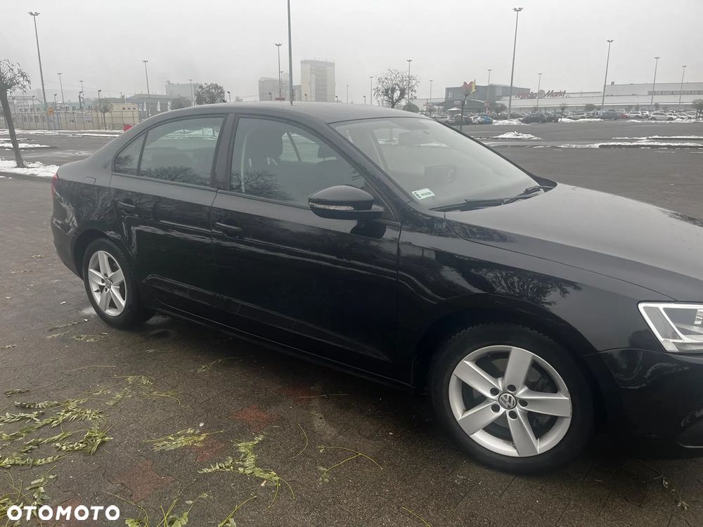 Volkswagen Jetta 1.2 TSI Comfortline - 3