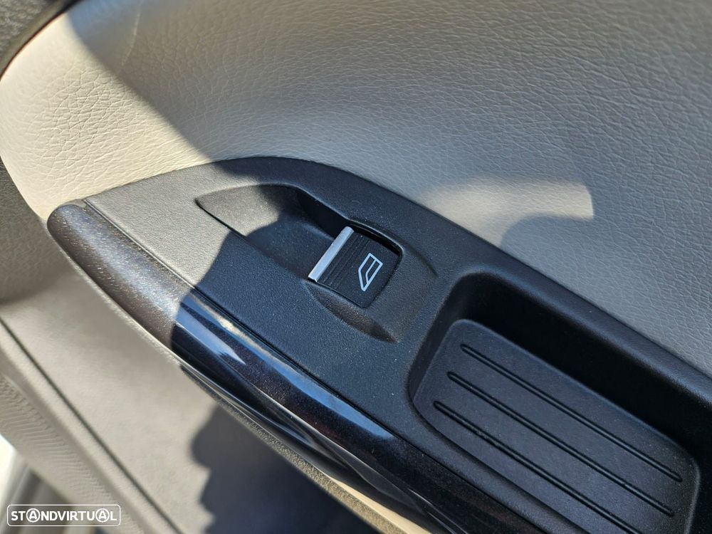 Ford Focus 1.0 EcoBoost Titanium Aut. - 48