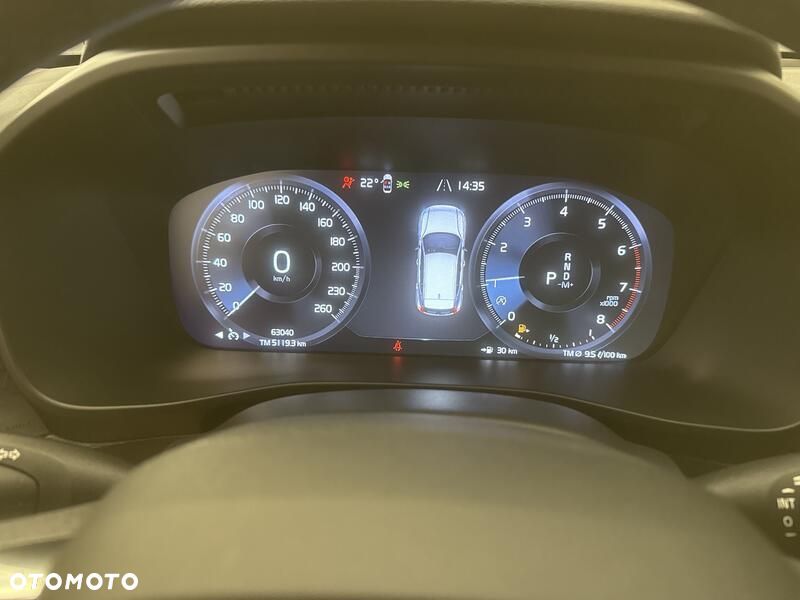 Volvo XC 40 T3 Momentum Core - 14