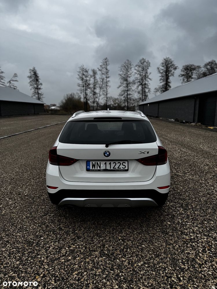 BMW X1 xDrive18d - 8