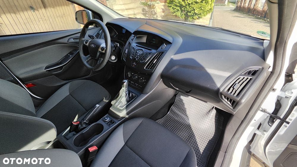 Ford Focus 1.0 EcoBoost Start-Stopp-System Ambiente - 17