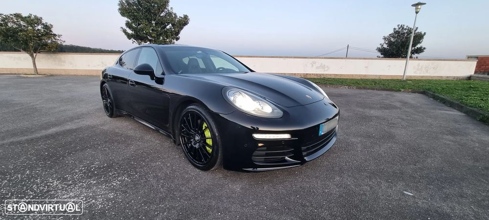Porsche Panamera S E-Hybrid