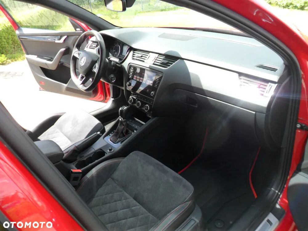 Skoda Octavia 2.0 TSI RS 245 DSG - 27