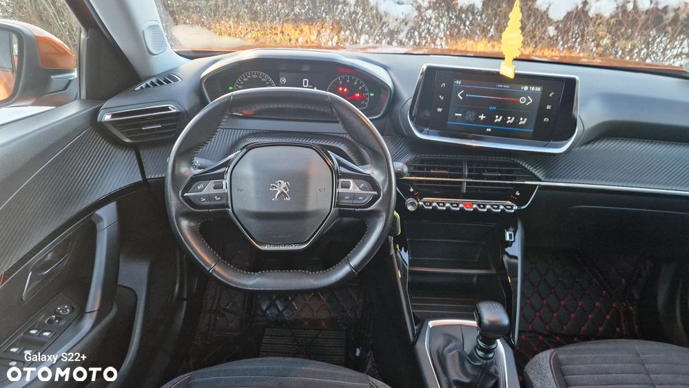 Peugeot 2008 PureTech 100 Allure - 10