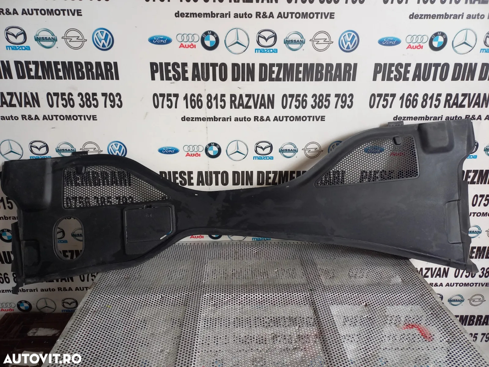 Grila Ornamentala Stergatoare Baterie Audi A6 4G C7 A7 Cod 4G Dezmembrez Audi A6 C7 A5 A8 D4 3.0 Td - 5