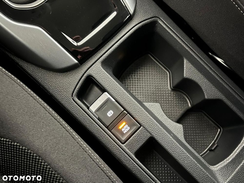 Volkswagen T-Roc 1.5 TSI Life DSG - 26