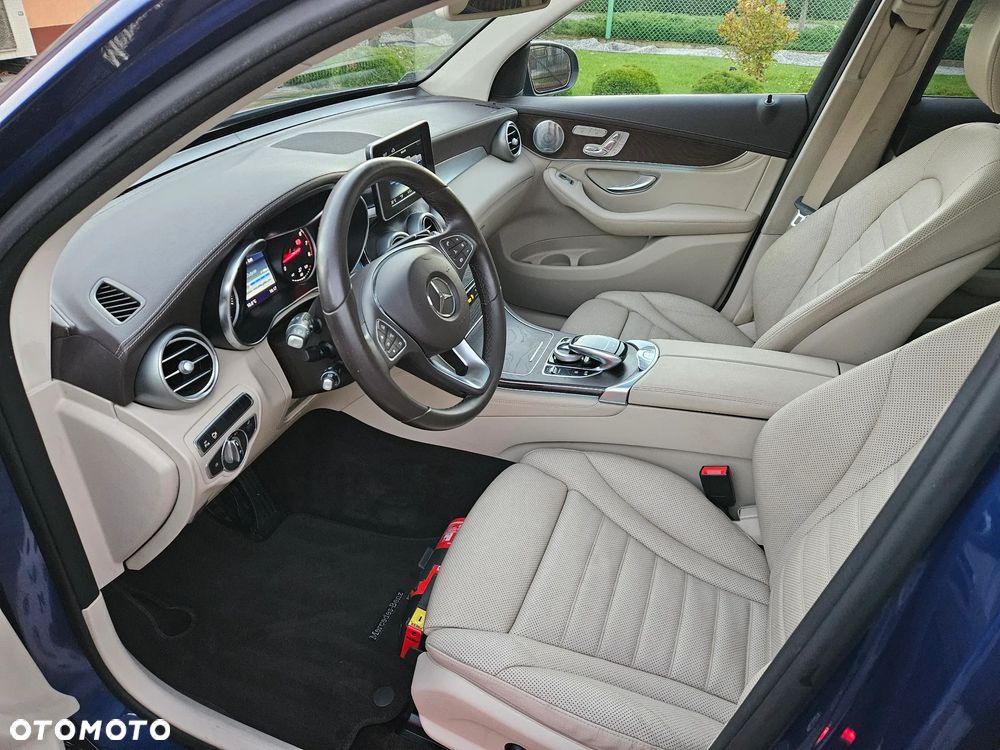 Mercedes-Benz Glc 2018 photo 5