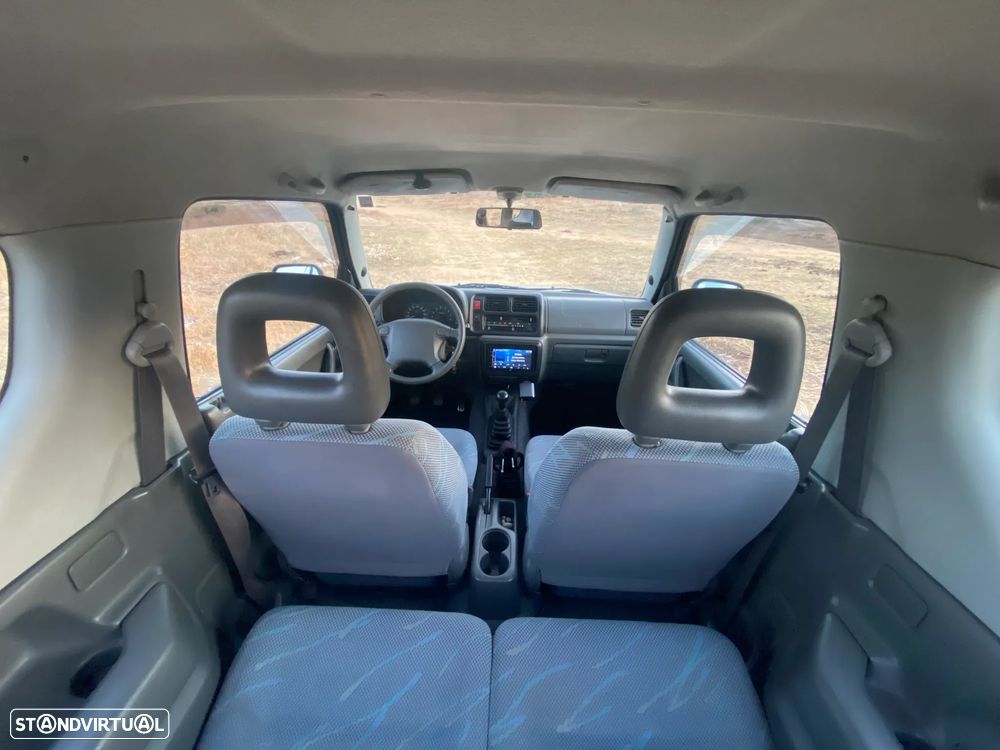 Suzuki Jimny 1.3 16V - 4
