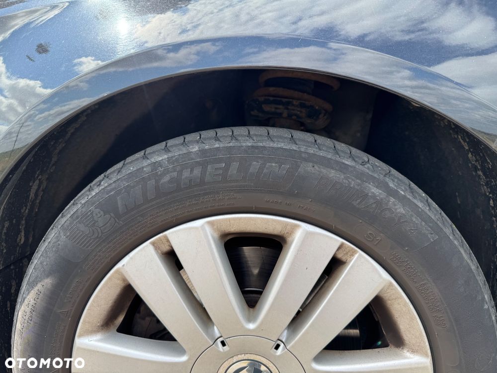 Volkswagen Passat 2.0 TDI Highline - 11