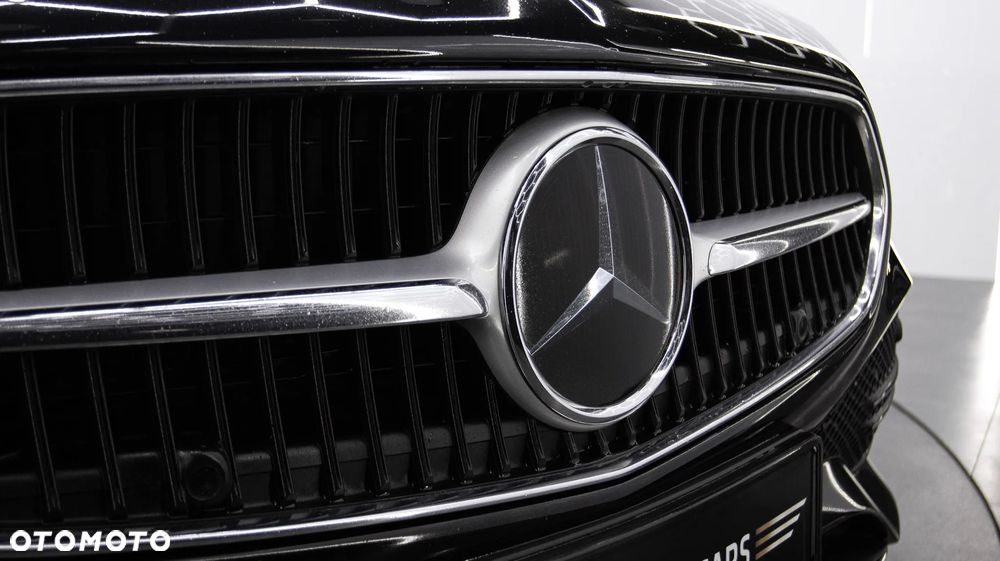 Mercedes-Benz Klasa C 220 d mHEV - 11