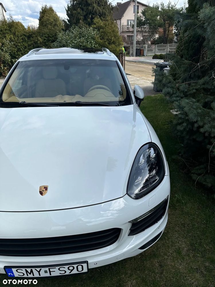 Porsche Cayenne S - 4