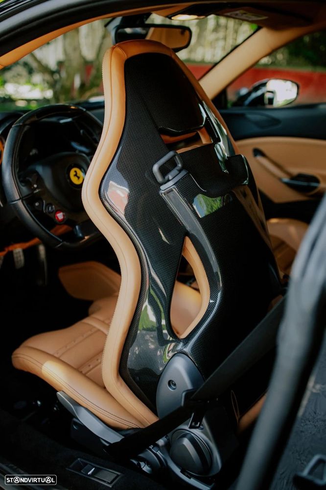 Ferrari 488 GTB - 36