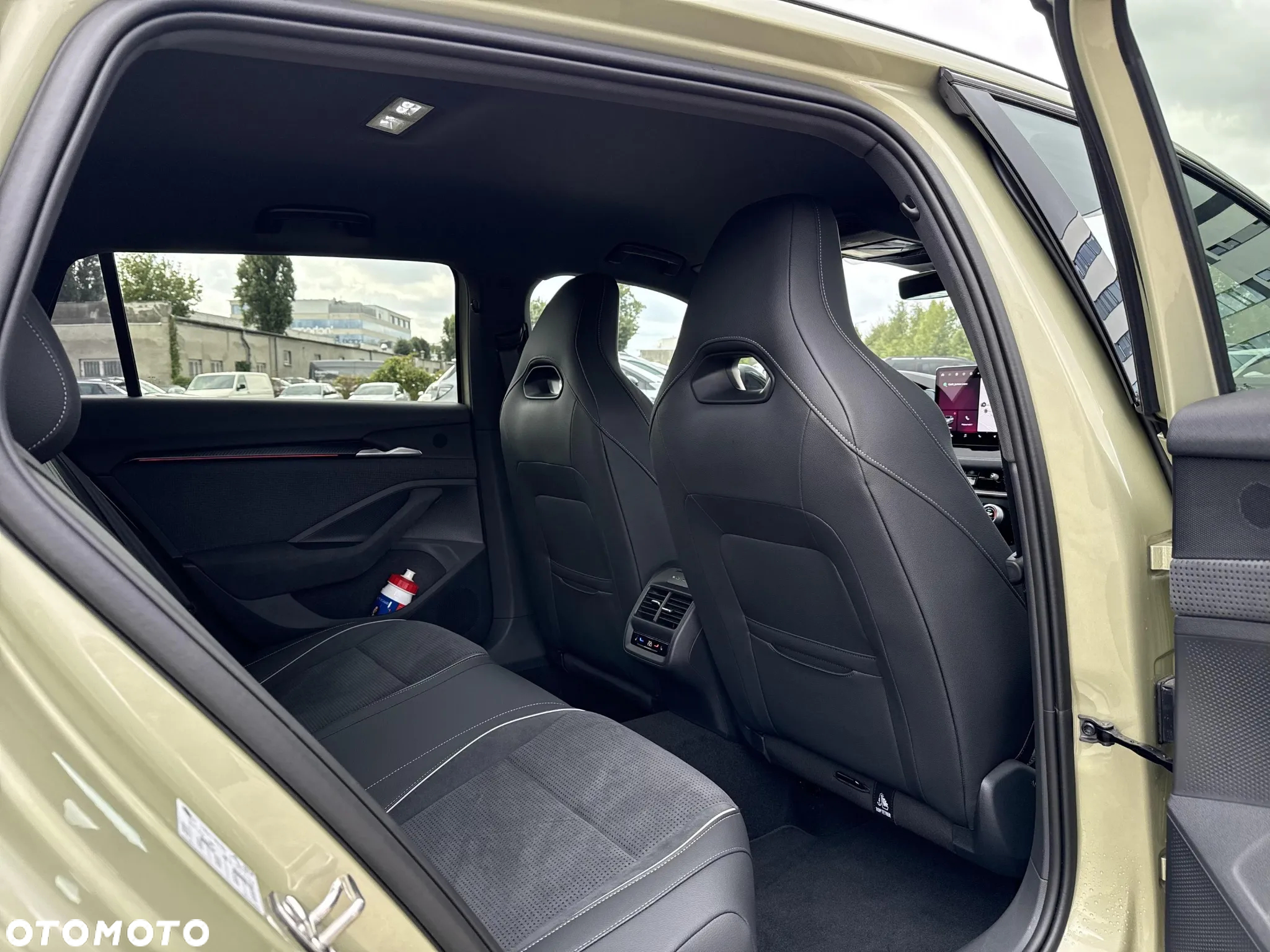Skoda Superb 2.0 TSI Sportline DSG - 18