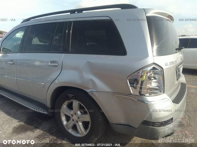 Mercedes-Benz GL 320 CDI 4Matic 7G-TRONIC - 25