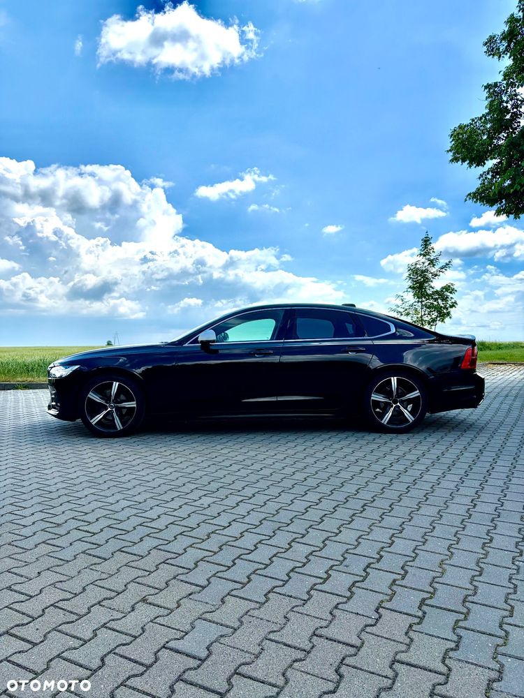 Volvo S90 D3 R-Design - 1