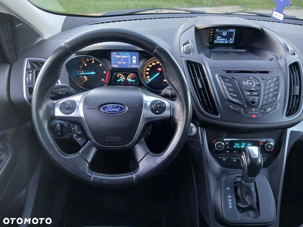 Ford Kuga 2.0 TDCi 4x4 Titanium - 2