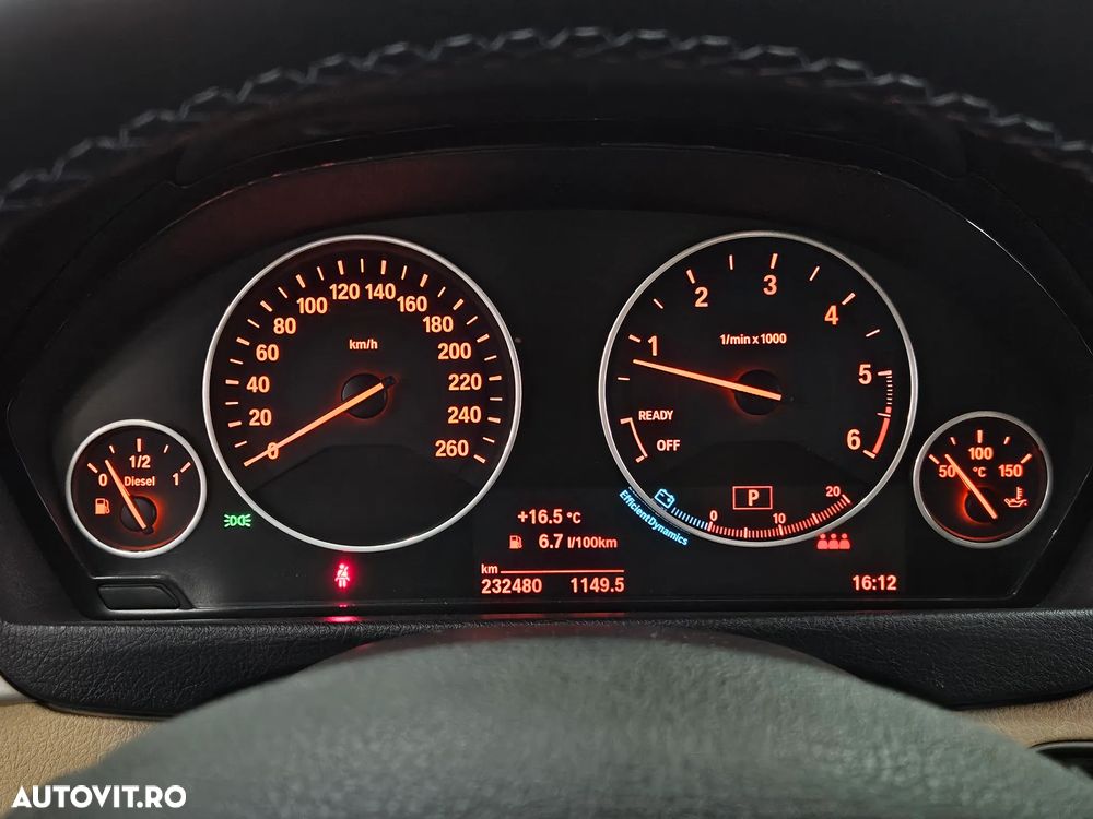 BMW Seria 3 320d Aut. Sport Line - 14