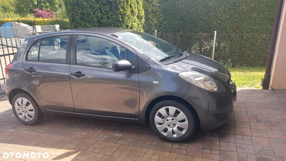 Toyota Yaris 1.33 Luna - 3