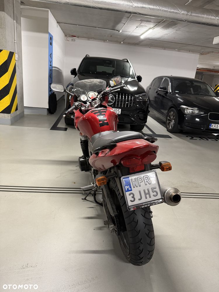 Kawasaki ZR - 15