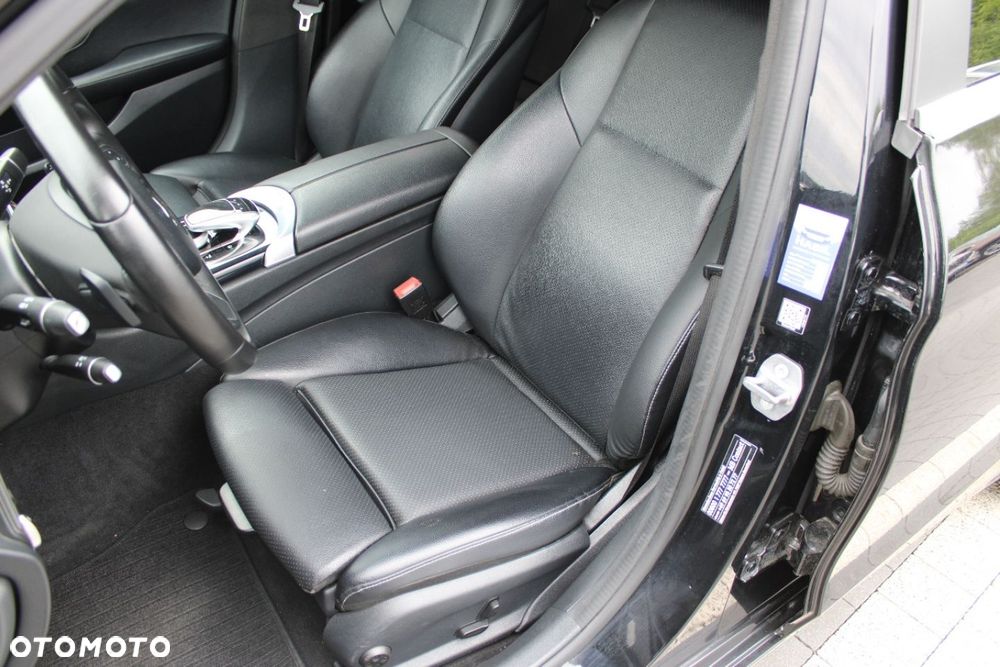 Mercedes-Benz Klasa C 200 (BlueTEC) d 7G-TRONIC Avantgarde - 17