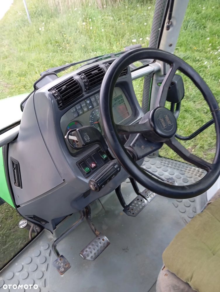 Deutz-Fahr Agrotron 4.70s - 11
