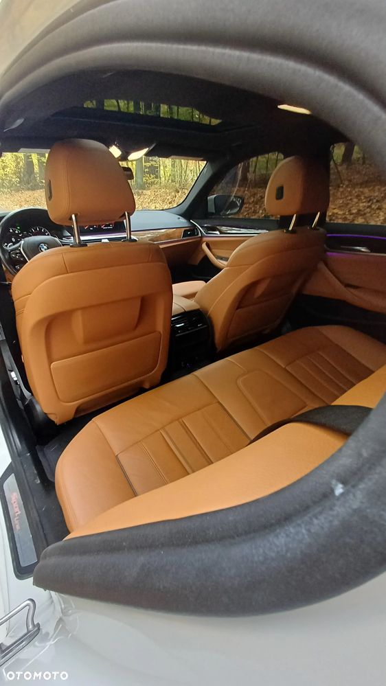 BMW Seria 5 540i GPF Sport Line sport - 11