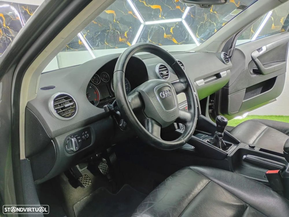 Audi A3 Sportback 1.6 TDI Sport - 15