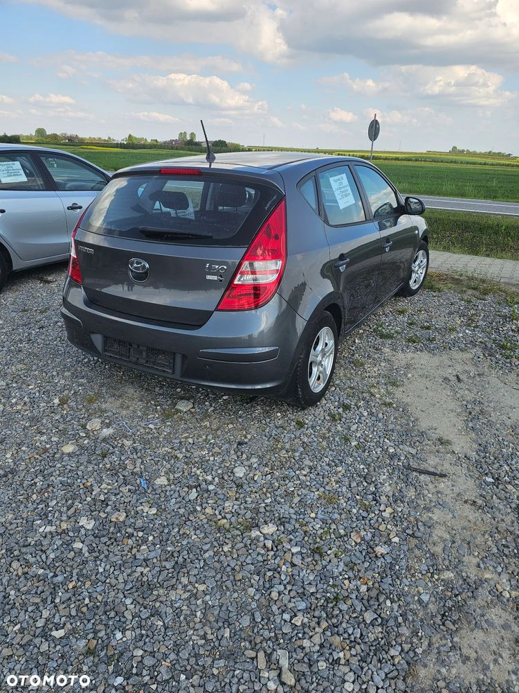 Hyundai i30 1.4 Edition Plus - 4