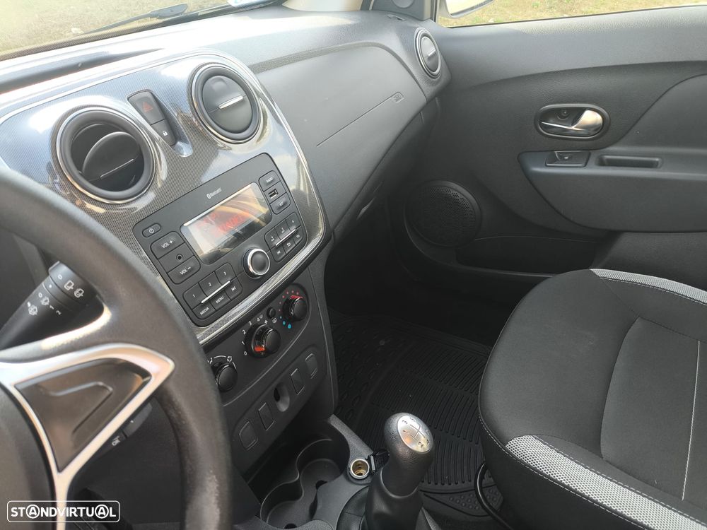 Dacia Sandero Stepway TCe 110 ULTIMATE - 8