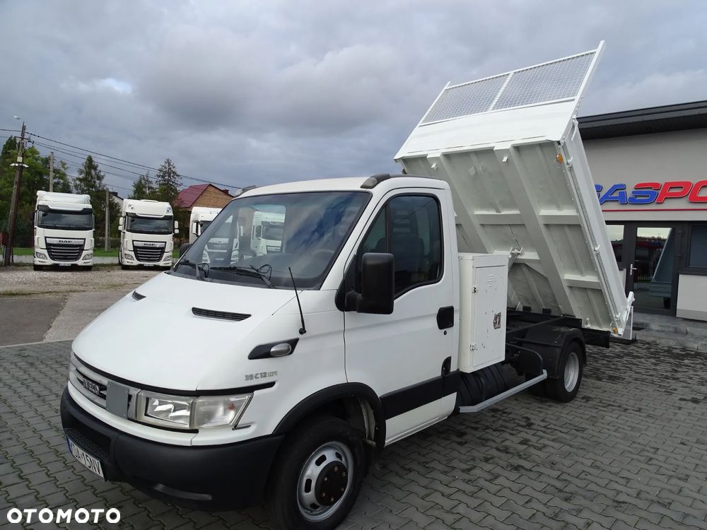 Iveco 35C12 - 10