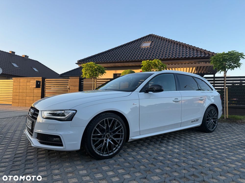 Audi A4 Avant 2.0 TDI DPF clean diesel S line Sportpaket - 3