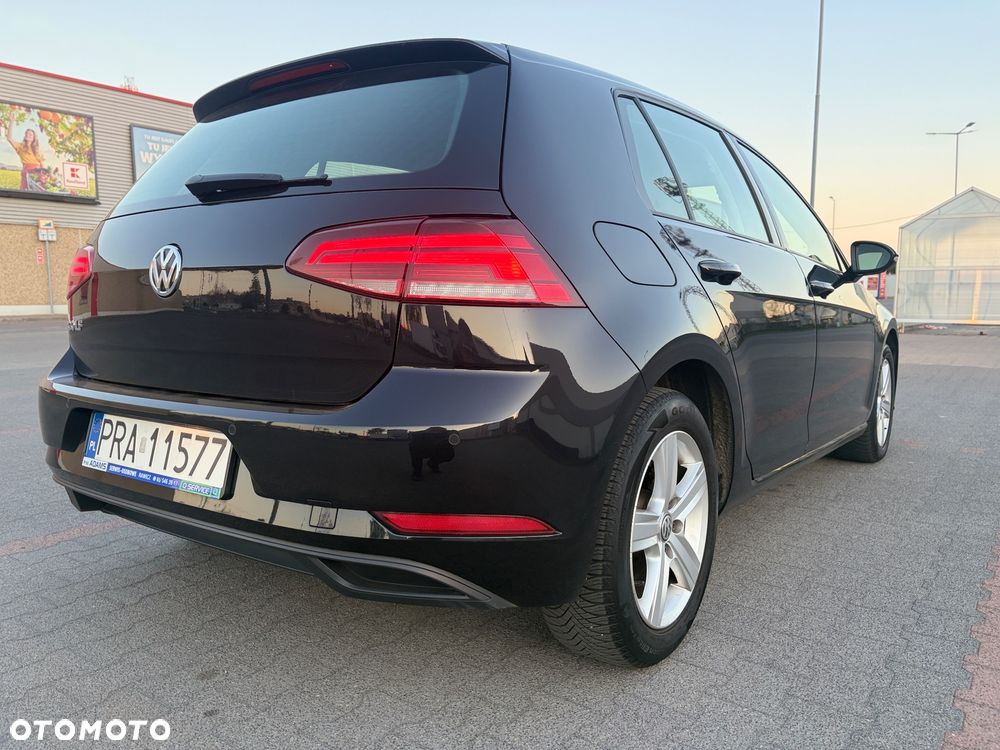 Volkswagen Golf 1.6 TDI (BlueMotion Technology) Trendline - 23