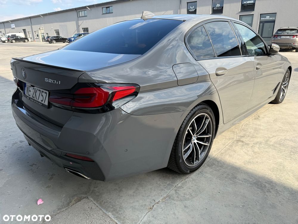 BMW Seria 5 520d xDrive M Sport sport - 7