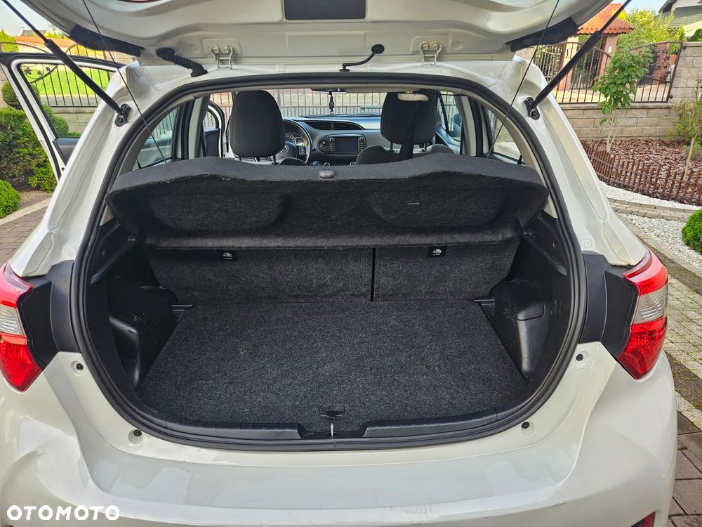Toyota Yaris Hybrid 1.5 VVT-i Club - 21