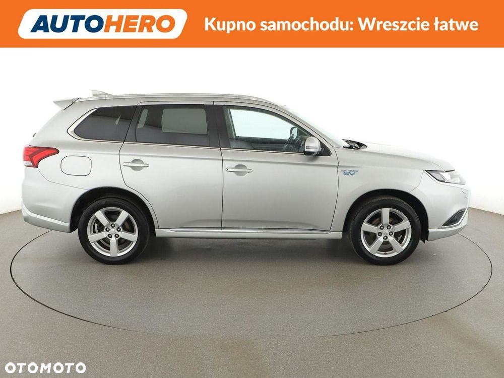 Mitsubishi Outlander 2.4 4WD Top - 10