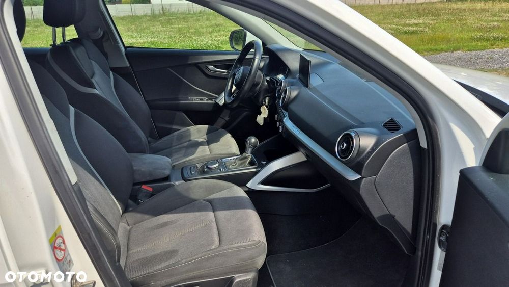 Audi Q2 30 TDI S tronic design - 13