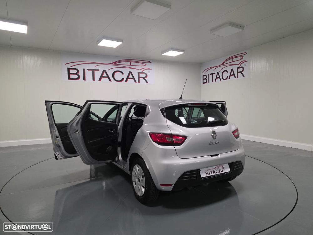 Renault CLIO SOCIETE 1.5 DCI ZEN  IVA DEDUTIVEL - 17