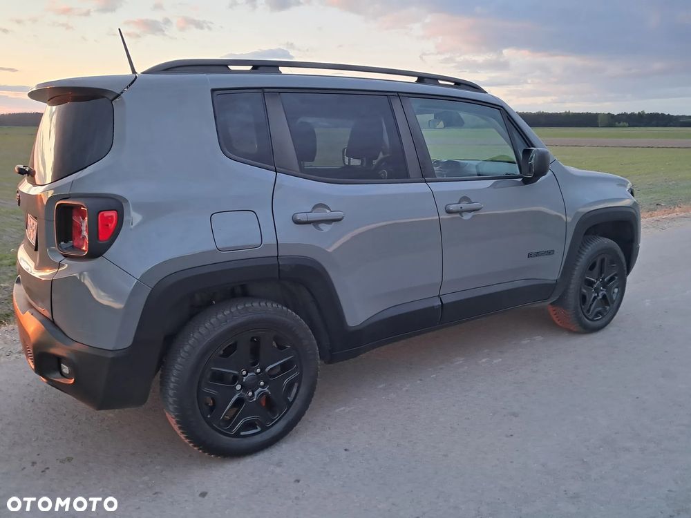 Jeep Renegade - 22