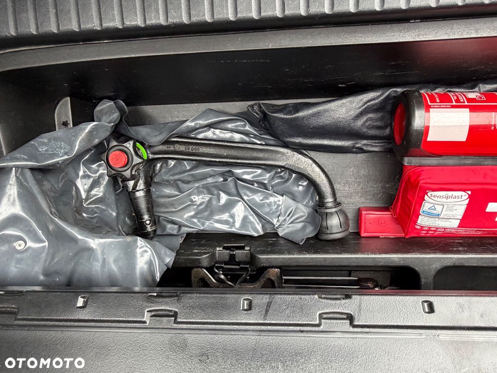 Toyota RAV4 2.2 D-CAT 4x4 Executive - 9