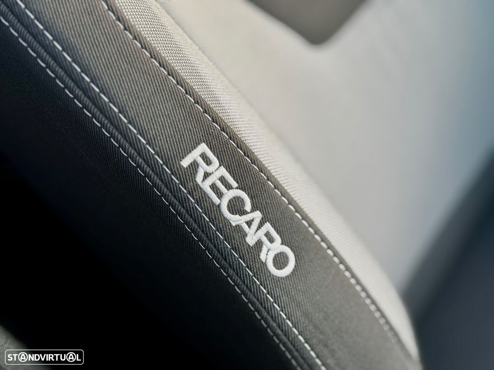 Ford Fiesta 1.6 EcoBoost ST - 20