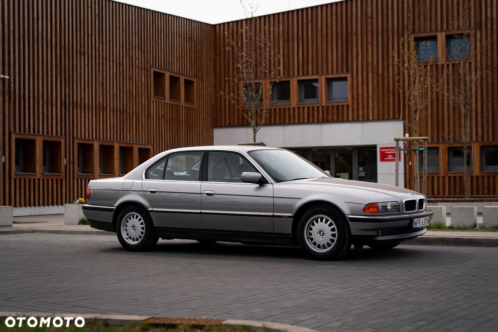 BMW Seria 7 730i - 3