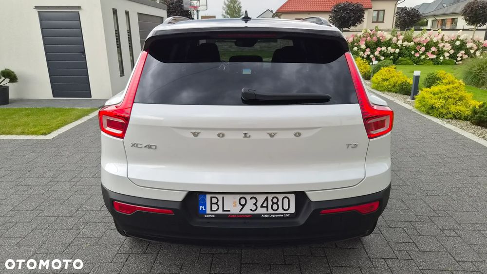 Volvo XC 40 T3 Geartronic Momentum Pro - 6