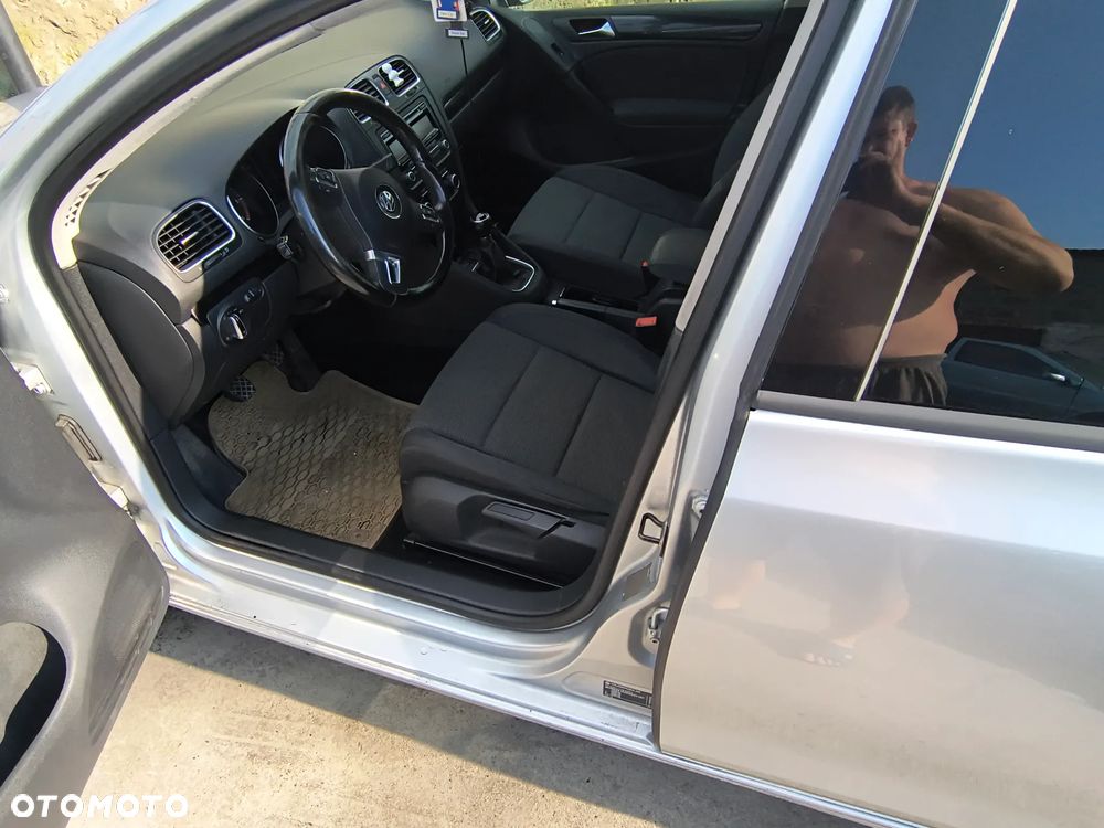 Volkswagen Golf 2.0 TDI Highline - 16