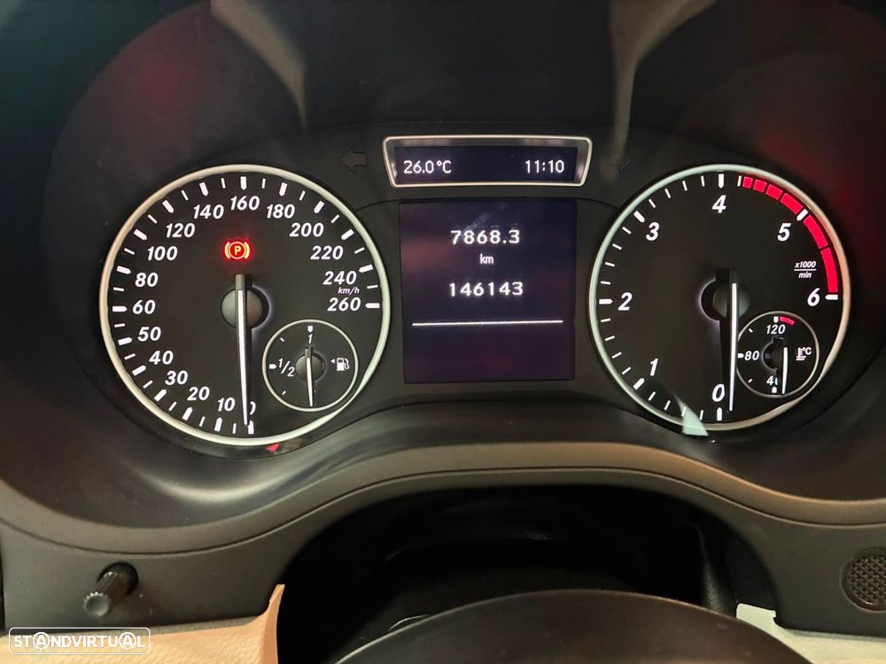 Mercedes-Benz B 180 CDI BlueEFFICIENCY - 22
