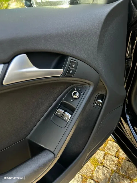 Audi A5 2.0 TDI Multitronic S-line - 11