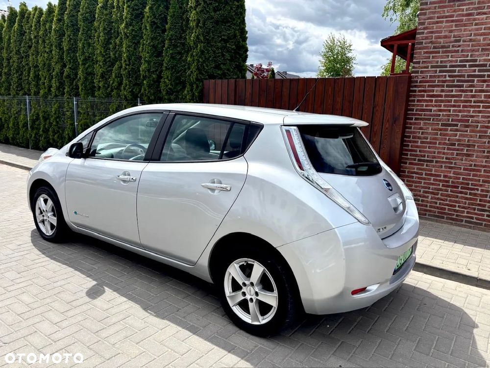 Nissan Leaf - 16
