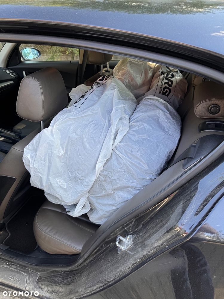 BMW Seria 1 118i - 11